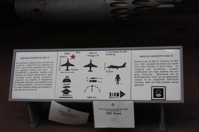 табличка МиГ-23.JPG